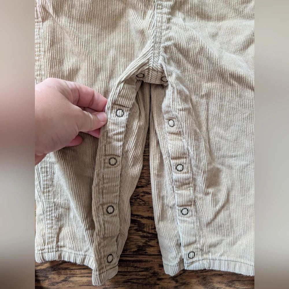 $ Vintage Old Navy‎ Tan Corduroy Overalls